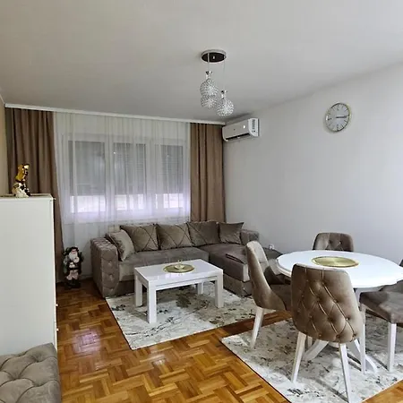 Apartment Tajna