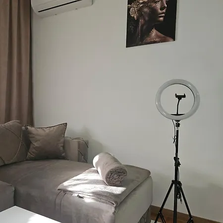 Apartment Tajna